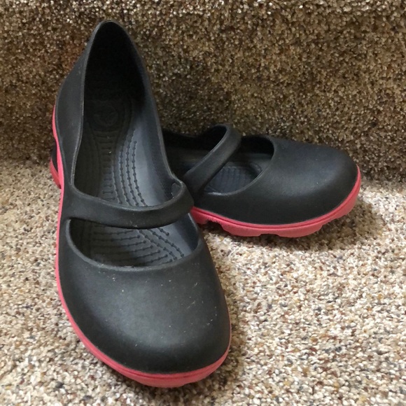 womens croc style shoes